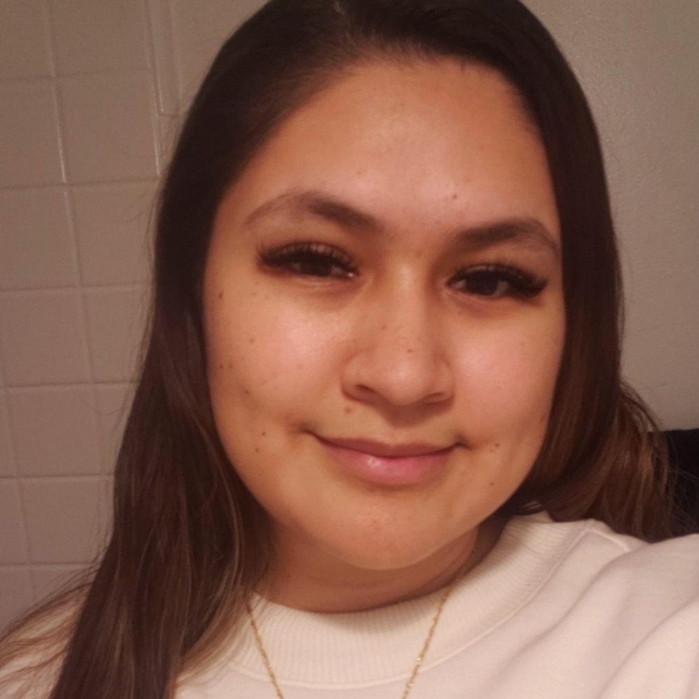 Meet your Posher, Izabella